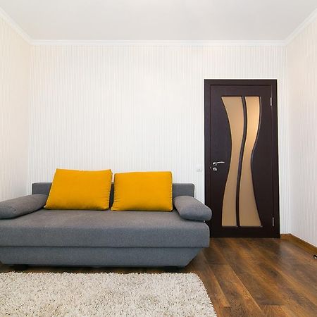 Vip Apartment On Ilinska Sumy Ngoại thất bức ảnh